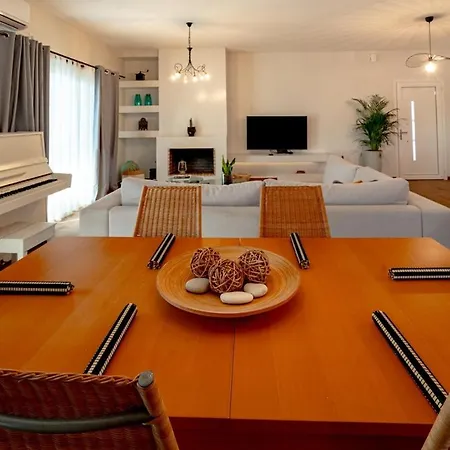 Semeli Art House 2 Сasa de vacaciones *