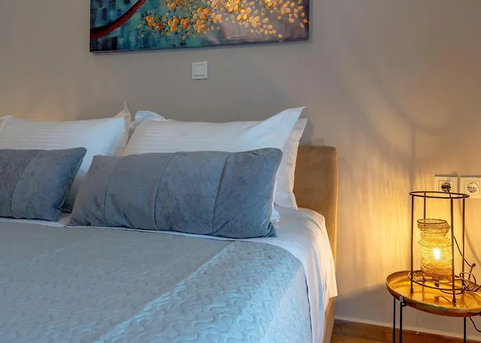 Semeli Art House 2 *